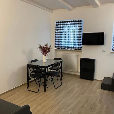 Civico 53 - Casa In Centro Σαν Μπενεντέτο ντελ Τρόντο Εξωτερικό φωτογραφία