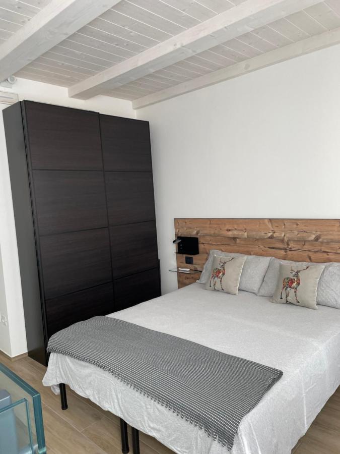 Civico 53 - Casa In Centro Σαν Μπενεντέτο ντελ Τρόντο Εξωτερικό φωτογραφία