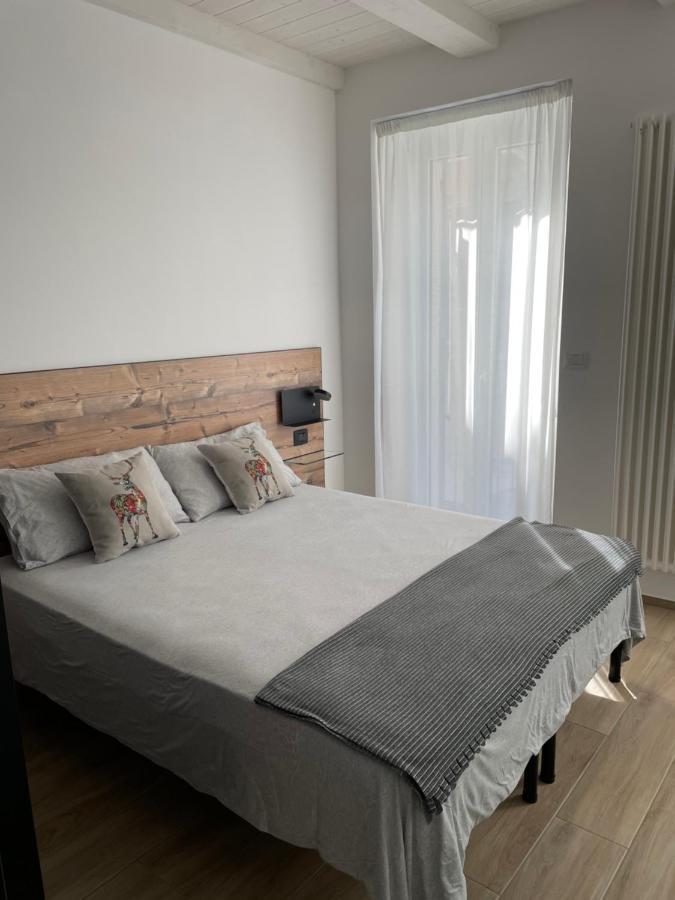 Civico 53 - Casa In Centro Σαν Μπενεντέτο ντελ Τρόντο Εξωτερικό φωτογραφία